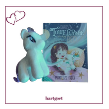 Load image into Gallery viewer, Daar's 'n towerponie in my bed geskenkstel