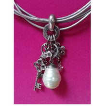 Load image into Gallery viewer, Miglio Allegra Shell Pearl Enhancer & Pendant – Burnished Silver (7cm)