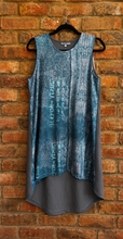 Load image into Gallery viewer, Sleeveless Winter Tunic Dress