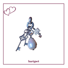 Load image into Gallery viewer, Miglio Allegra Enhancer/Pendant
