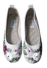 Load image into Gallery viewer, Baruch Shoes - Cream
