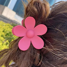 Load image into Gallery viewer, Daisy Jaw Hair Clip - Hot Pink
