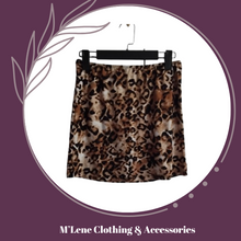 Load image into Gallery viewer, Hip Skirt -  Leopard Print
