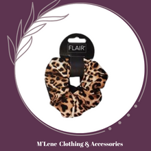 Load image into Gallery viewer, Scrunchies - black &amp; leopard print
