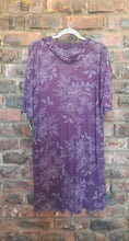 Load image into Gallery viewer, Printed mesh hooded dress - purple/grape
