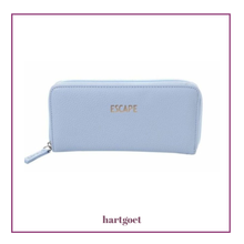 Load image into Gallery viewer, Light blue wallet with 'ESCAPE' text on a white background, featuring the brand 'hartgoet'.
