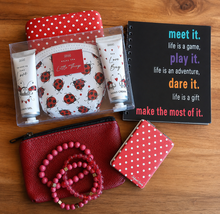 Load image into Gallery viewer, Simply Red Gift Set
