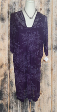 Load image into Gallery viewer, Purple shift dress
