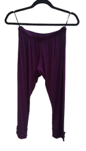 Load image into Gallery viewer, Purple leggings
