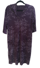 Load image into Gallery viewer, Printed mesh hooded dress - purple/grape
